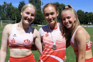 Liane Tiede, Leona Grimm und Lina Gjini