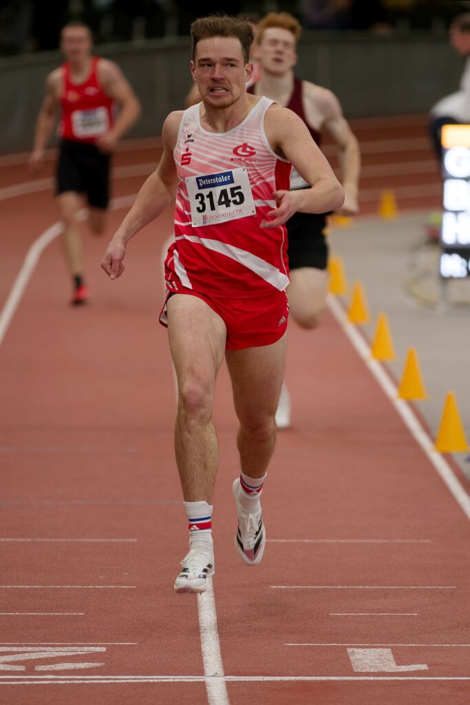 Sprinter Michael Kucher beim Zieleinlauf