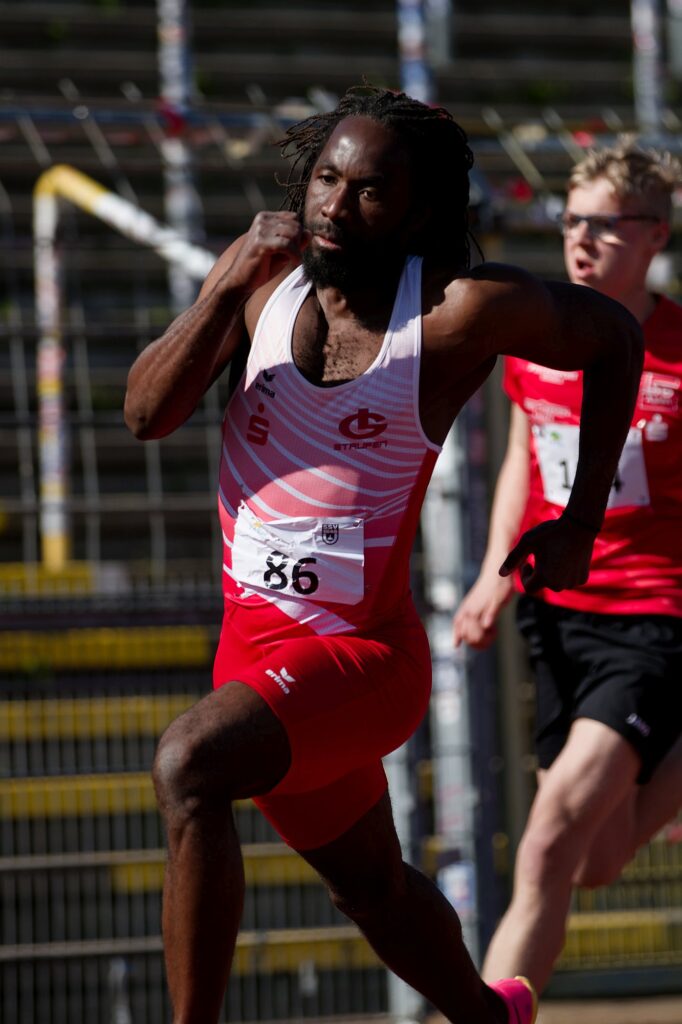 Sprinter Joseph beim 200-m-Lauf